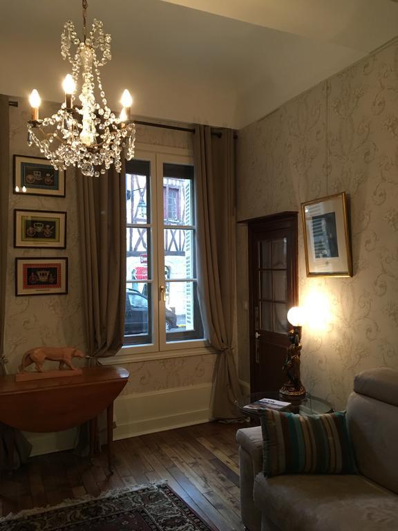 Benigne Malyon Apartment Dijon Exterior foto